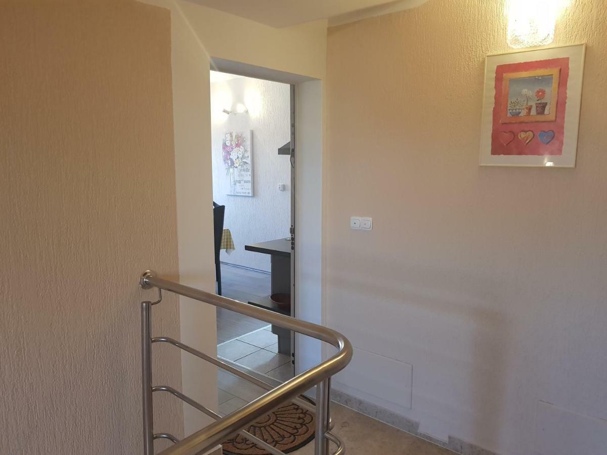 Apartmani Krajnovic Fažana Exterior foto